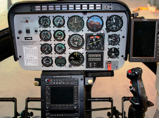 Controles-Bell-206B